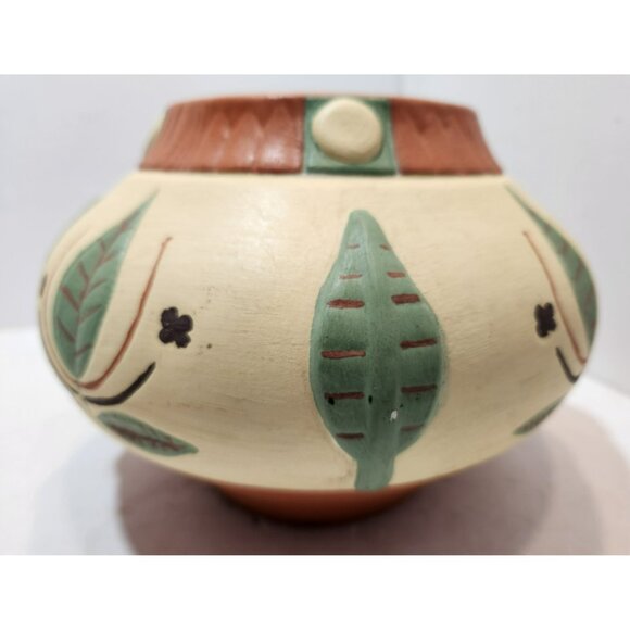 Vintage Southwestern Pottery Vase Round with Leaves Tan Green Brown 6" Tall - Picture 6 of 15